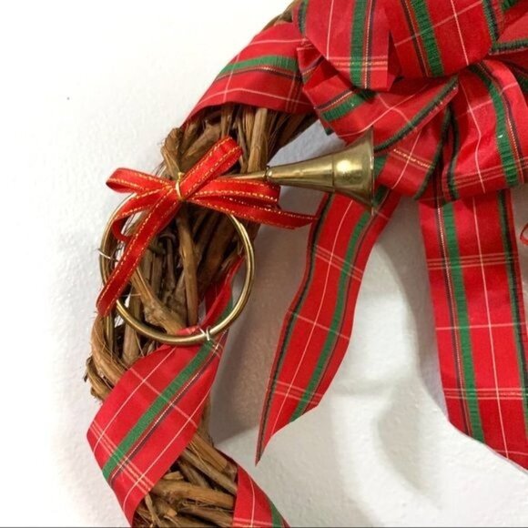 Rustic Christmas Wreath Grapevine Gold Instruments Holiday Decor - Picture 3 of 5